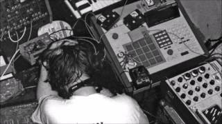 Aphex Twin / AFX - 27 leaving home-bradley chords