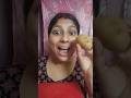 Gaurav ki tarha aapko bhi tamatar mazedar lagte hai#gauravaroravlogs #youtubeshorts #shorts