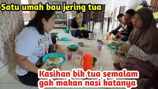 I am touched and happy to be able to eat together with my brothers and sisters like this.