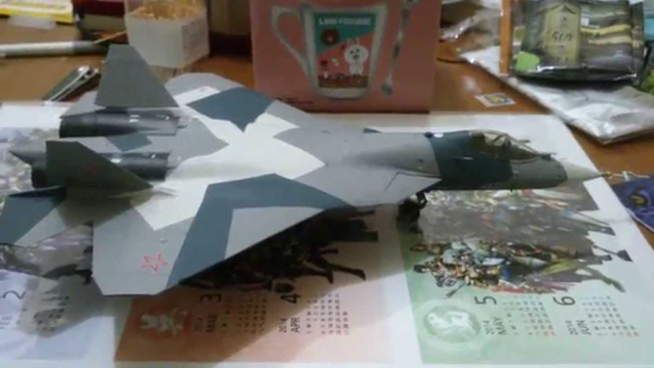 Maquette Hobbyboss 1/72 T-50 PAK-FA (avion Militaire Russe), Kit Neuf