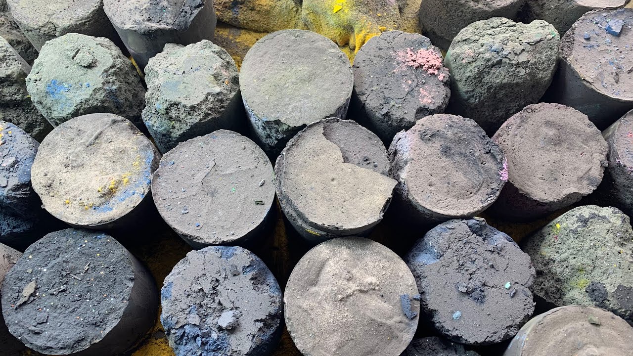 37 Cylinders Some Dark Colours Iron Oxide Crush oddlysatisfying sleepaid