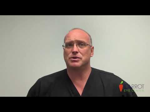 Straight Lines Beginning to Look Wavy | Eye Doctor Mesa AZ | Carrot Eye Center