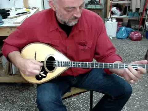 Bouzouki 11