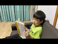 Cùng xem bé học lớp 2 ở Nhật đọc tiếng Nhật. Đọc được cả chữ kanji giỏi hơn cả mẹ.