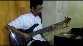 Cover Bass  Bulan di Ranting Cemara Lusiana Safara... By...Daeng Bahar
