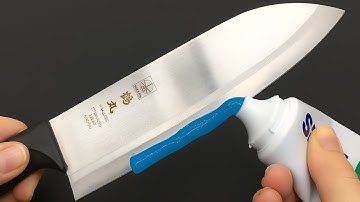Razor Sharp in 1 Minute! Every House Needs This But No One Does it!
