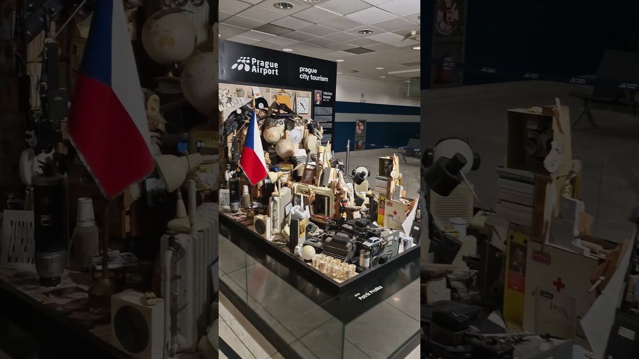 The Remarkable Portrait of Vaclav Havel at Airport: Art, History, and Fascinating Details! 😲👍🤩