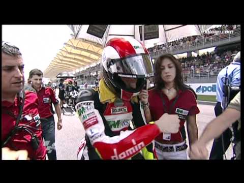 Video: Marco Simoncelli taaselustab oma võimalusi MMil