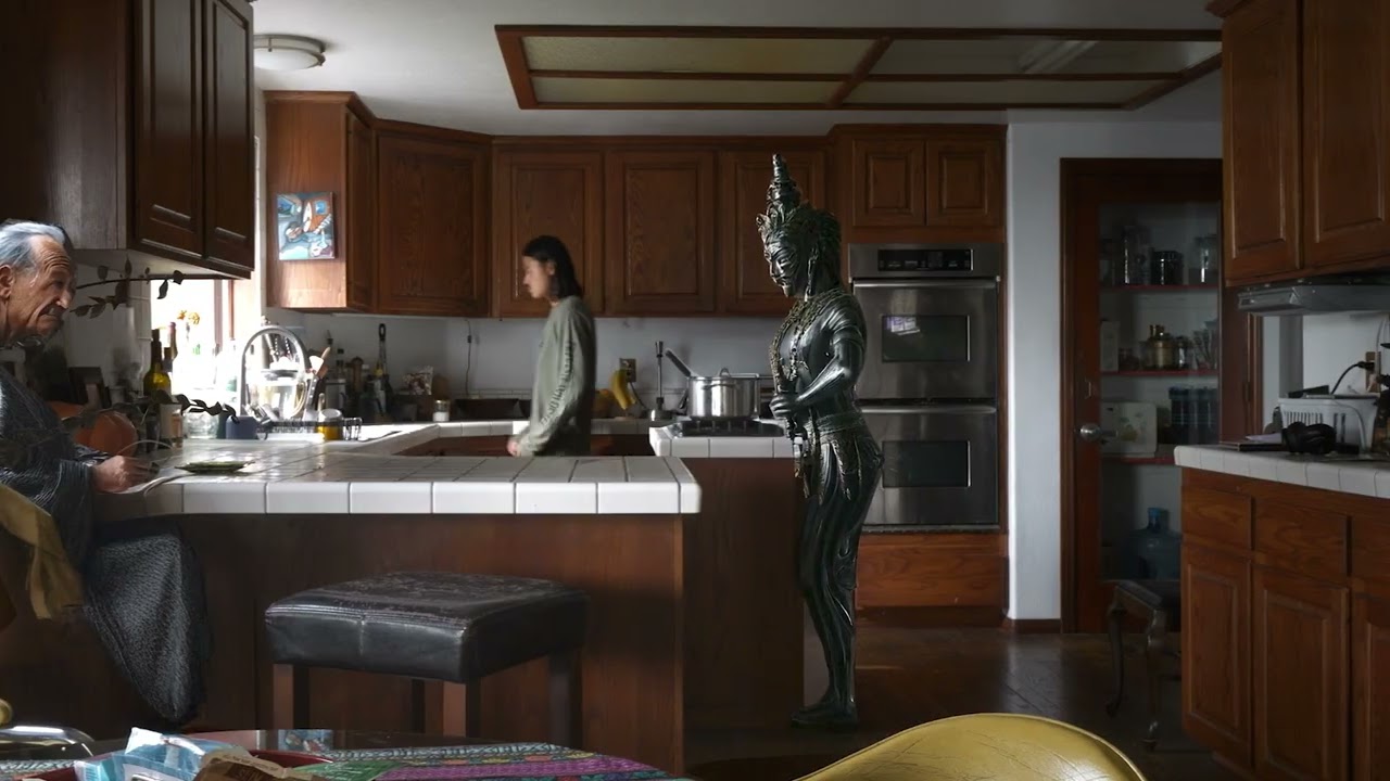 Compositing in AE with Roto AI and Puppet tool