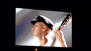 Rage against the Machine - Guerilla radio - LIVE at Rock im Park 2015 - #rar #RATM #rockamring