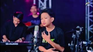LAYU KAU BUNGKUS WAJAH FAREL PRAYOGA  MUSIC VIDEO OSLO MUSIC BANYUWANGI