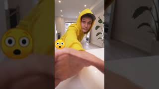 Banana 🤣 Smileys Free App For You..😍
