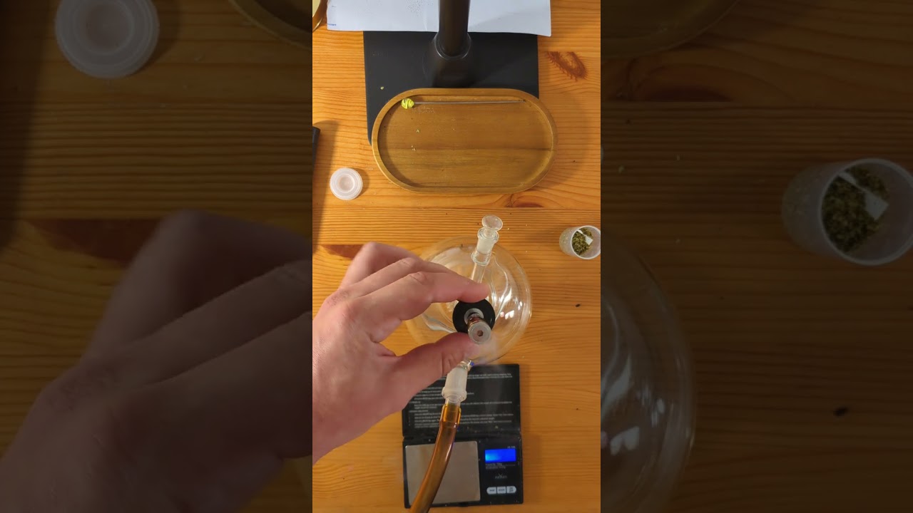 Tornado de Vestratto avec Ispire Wand (21 sec pour premier clic et 22 sec pour le second)