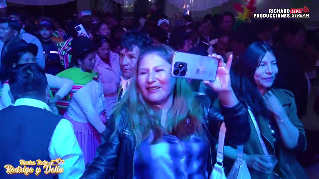 RENZO MUÑOS  LOS HERMANOS DE AZURDUY EN VIVO EN LA BODA DE RODRIGO Y DELIA 2024