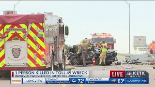At least one person is dead after wreck on Toll 49, road shut down until the scene is cleared