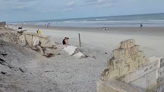 Public Beach access in Daytona. Use at your own risk!