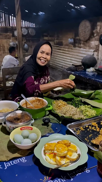 mbah minah masih pagi #pawonmbhminah #pecelblora #kulinerblora