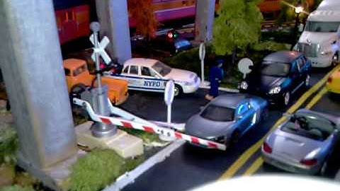 SP 4449 pulling freight mth 5X7 layout. details2!!