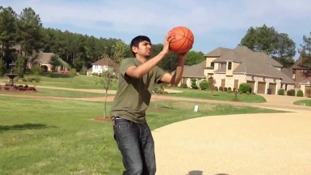 Lebron vs Kobe shootout round 1