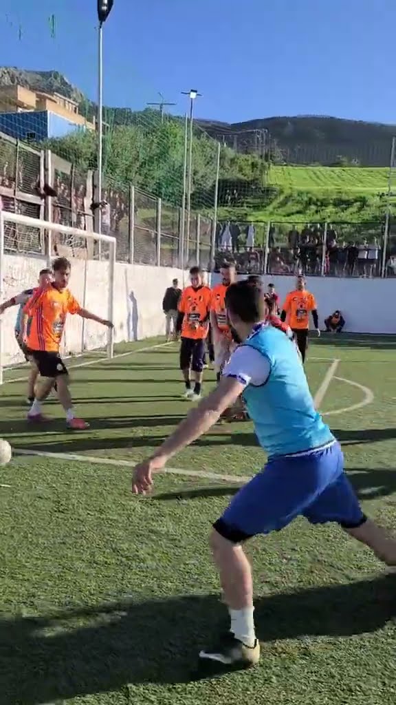 الاسطوره شوشع يضيع هدف خرافي #كرة #football #futbol #المغرب #السعودية #goal #soccer #brasil