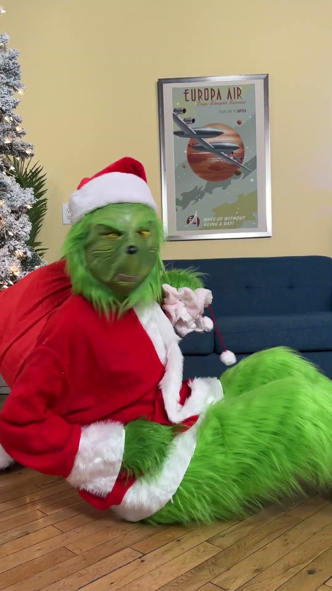 ZOOM TREND THROWBACK! Merrick \u0026 The Grinch! ? @lilboat4861  #christmas #skit