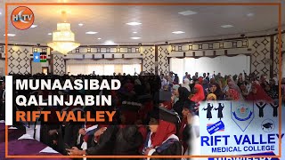 135 Arday Oo Dhamaysatay Culuumta Caafimaadka Ayaa Ka Qalinjabiyay Rift Valley College.