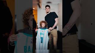 Drake's son Adonis finally met his favorite basketball player, LaMelo Ball.