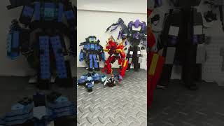Showing mechs titans and ME but in Lego