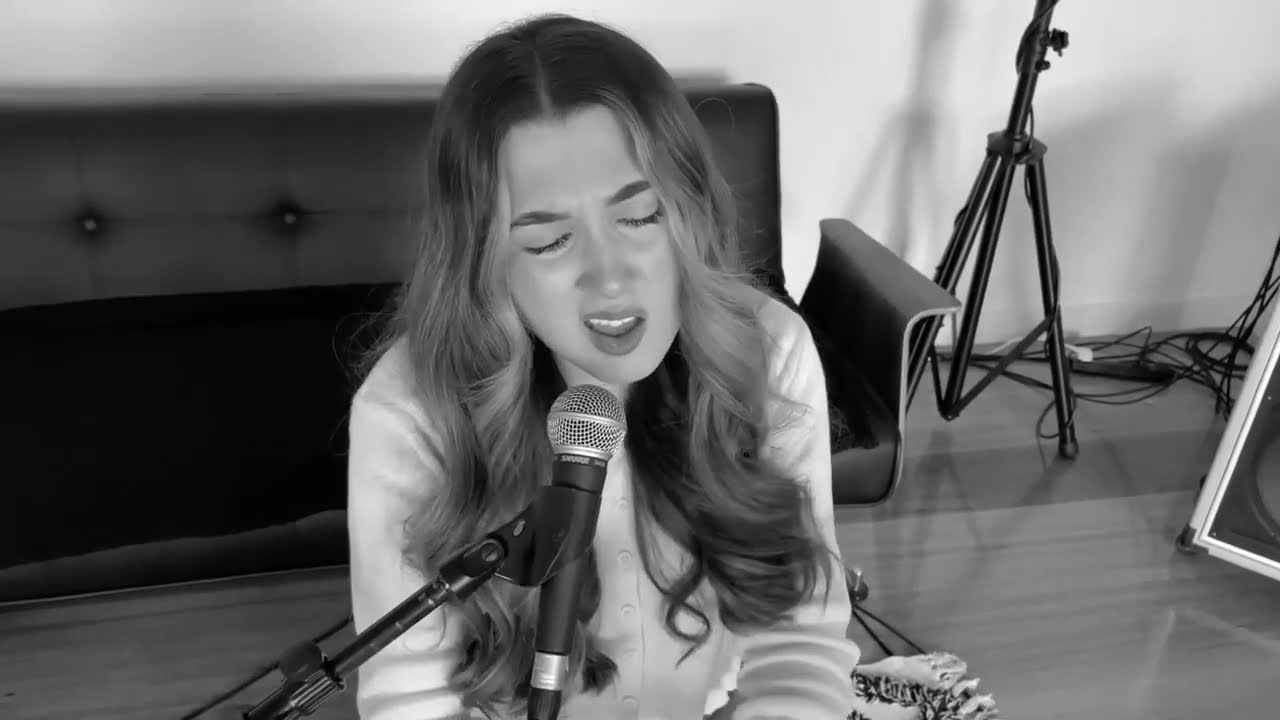 MONICA – Indie-Pop Singer-songwriter - Hire from Artist Bookings