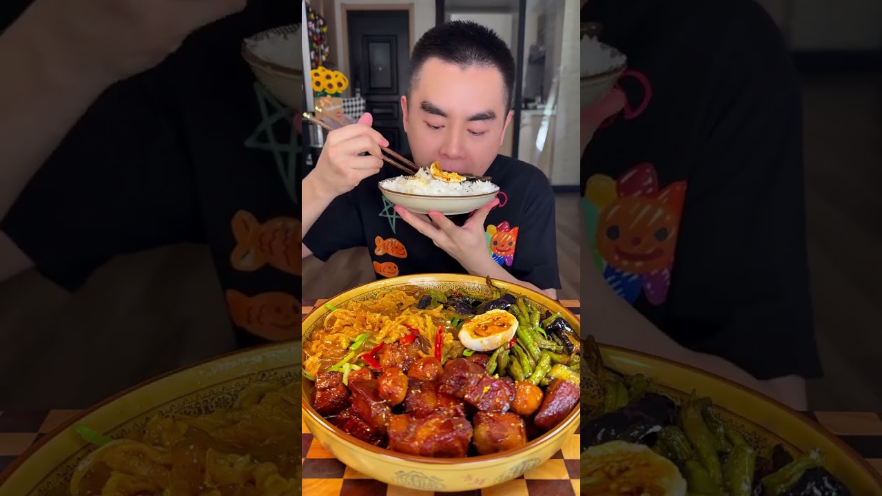 Homemade Delights: Braised Pork, Eggplant, Green Beans, Pickled Cabbage, & Rice