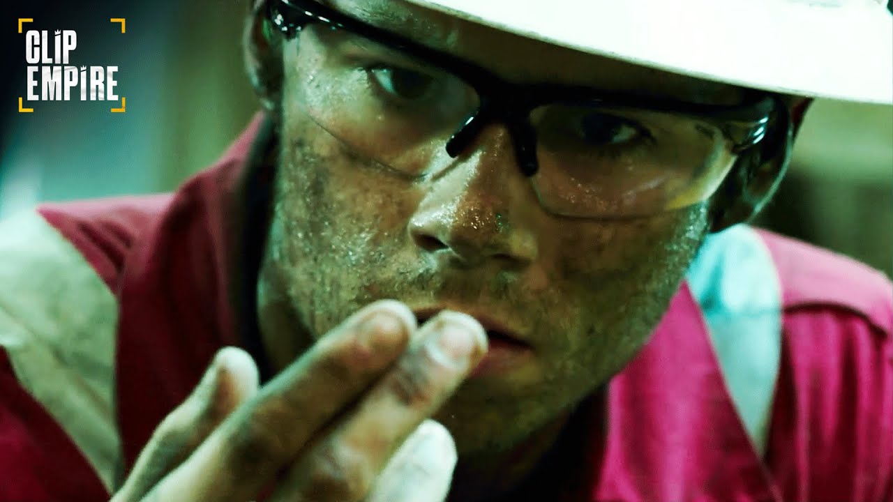Oil Rig Disaster Begins With a Simple Mistake | Deepwater Horizon - YouTube