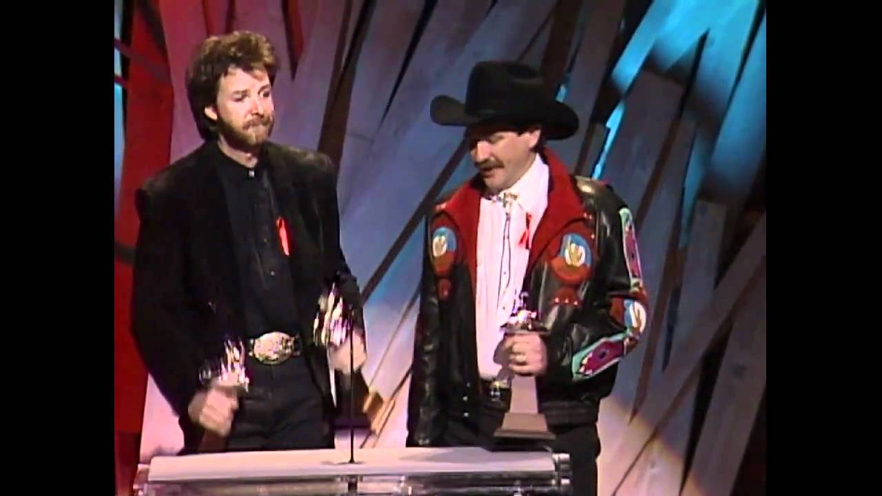 Brooks and Dunn Wins Top New Vocal Group ACM Awards 1992 YouTube
