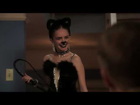 Отчаянные домохозяйки S08E06: Костюм котёнка с плёткой