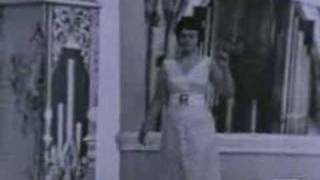 Tamara Sinyavskaya Sings Lilacs