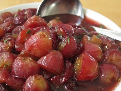 Video: Beef Baked With Grapes