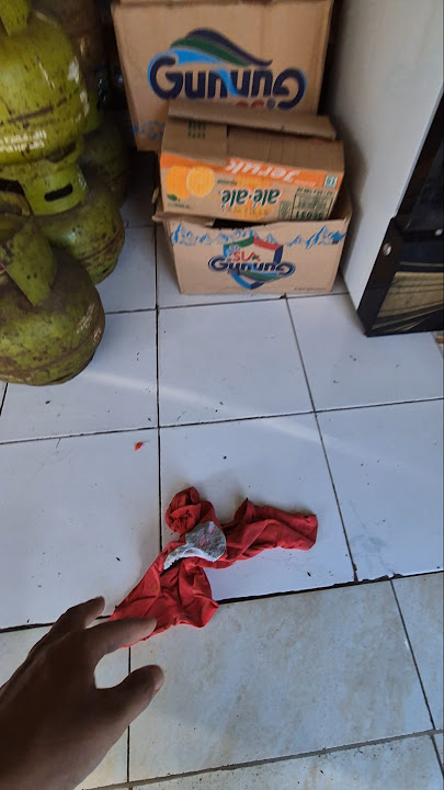 baju siapa itu