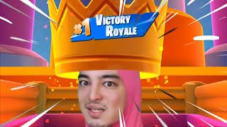 pink guy plays fall guys