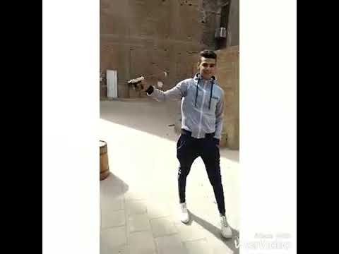 صحابي في الشده اثنين في المصلحه يبقى 2000