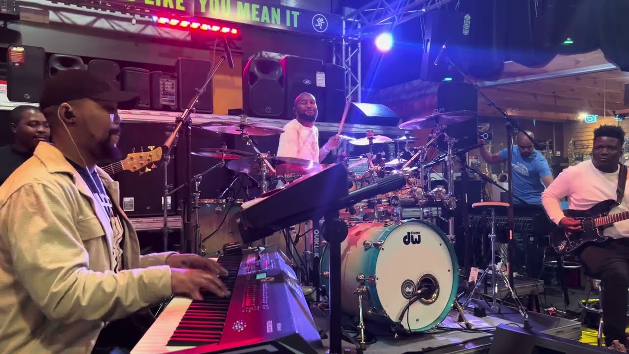 Sabu Satsha , QBass , Magichands and Frank showed us how to play - Ulungile 👀