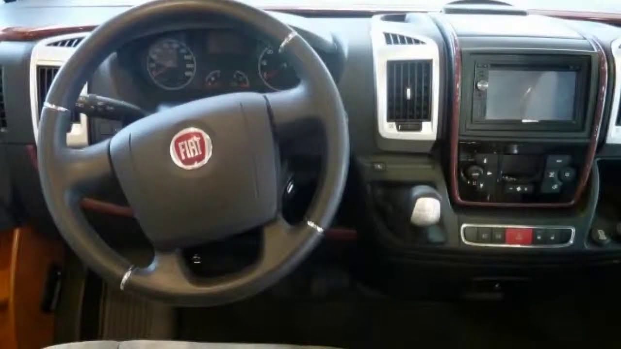 Kampeerauto te koop: carthago chic c line 48 automaat ... Bedden europallet