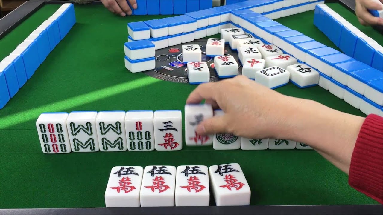 令人纠结的牌型,这就是高手的组牌思路!是你会怎么打呢 - YouTube