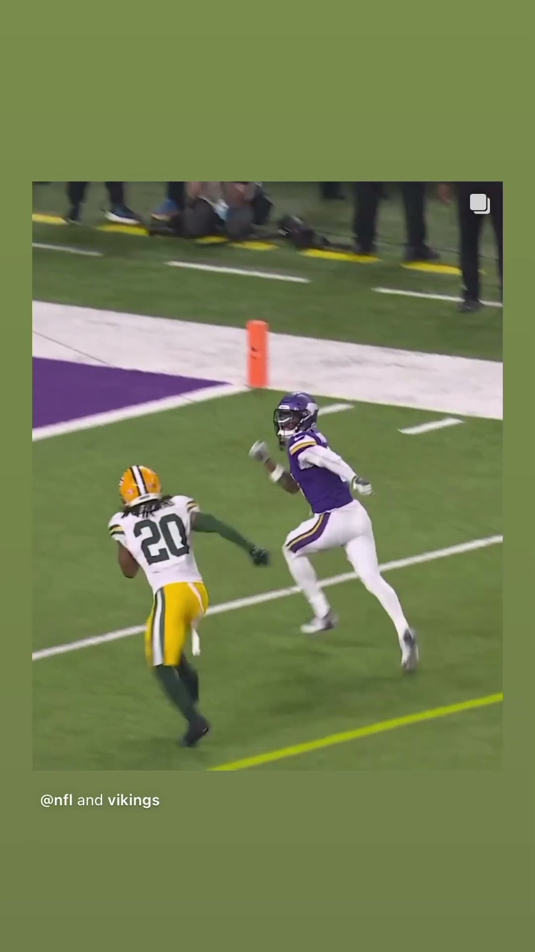 Sneaky Route #hoodnews #jordanaddison #vikings #greenbaypackers #football #catch #omg #how #wow #TD