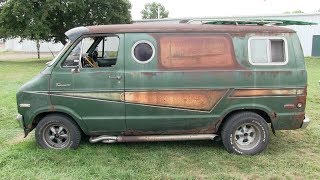 Zomboogie  1977 Dodge Van with Garrett Shanower. Talk about Patina!