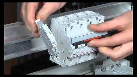 Legrand - Installation Guide - Auxiliary Contact mounting on DX3 High Performance MCB