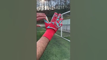 how to with goalkeeper gloves #goalkeeper