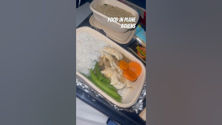 Delta airlines to Athens serves food and liquor amazing. lol #delta #flight #flightathens #athens