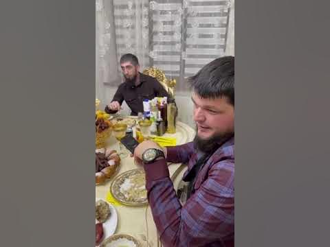 Однаклассники соцални сет. Первый одноклассники. Выпускники 1965 года. Одноклассники первый канал. Старый дизайн одноклассников.