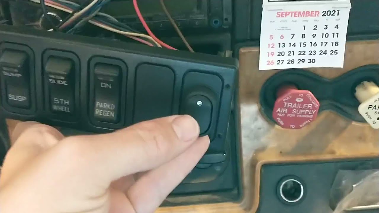 Wiring a Timpte Triple Axle Tagalong to Cab Switch YouTube