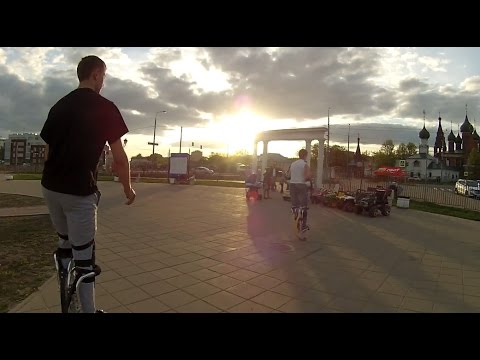 ДИМОН КУПИЛ ДЖАМПЕРЫ:)/Jumping stilts