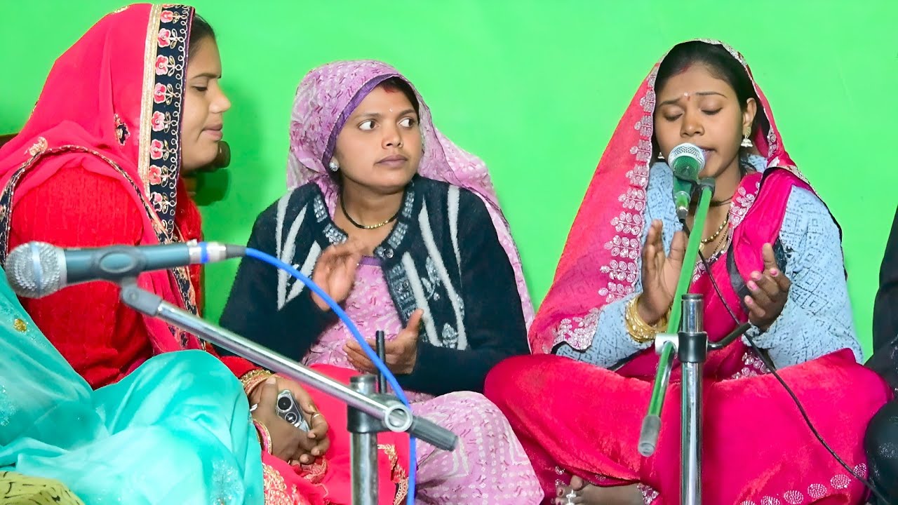 हल्के ना जानों हमाये सैंया,सुनले मोरी गुईयो // पूना दीदी की मधुर आवाज़ में भजन // बुंदेली भजन दादरे 